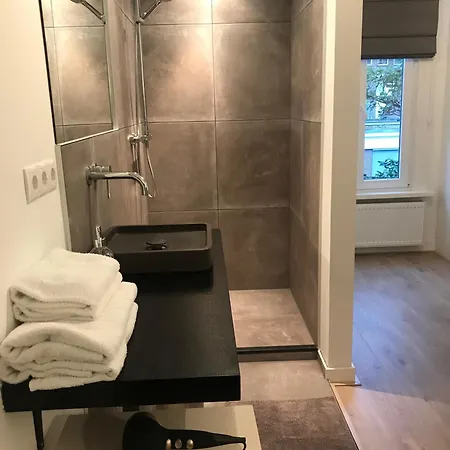 Midtown Bed & Breakfast *