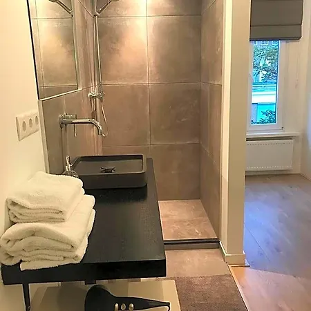 Midtown 3*